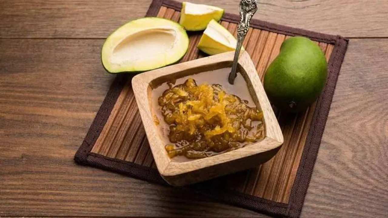 make this instant raw mango chunda recipe in 15 minutes in marathi