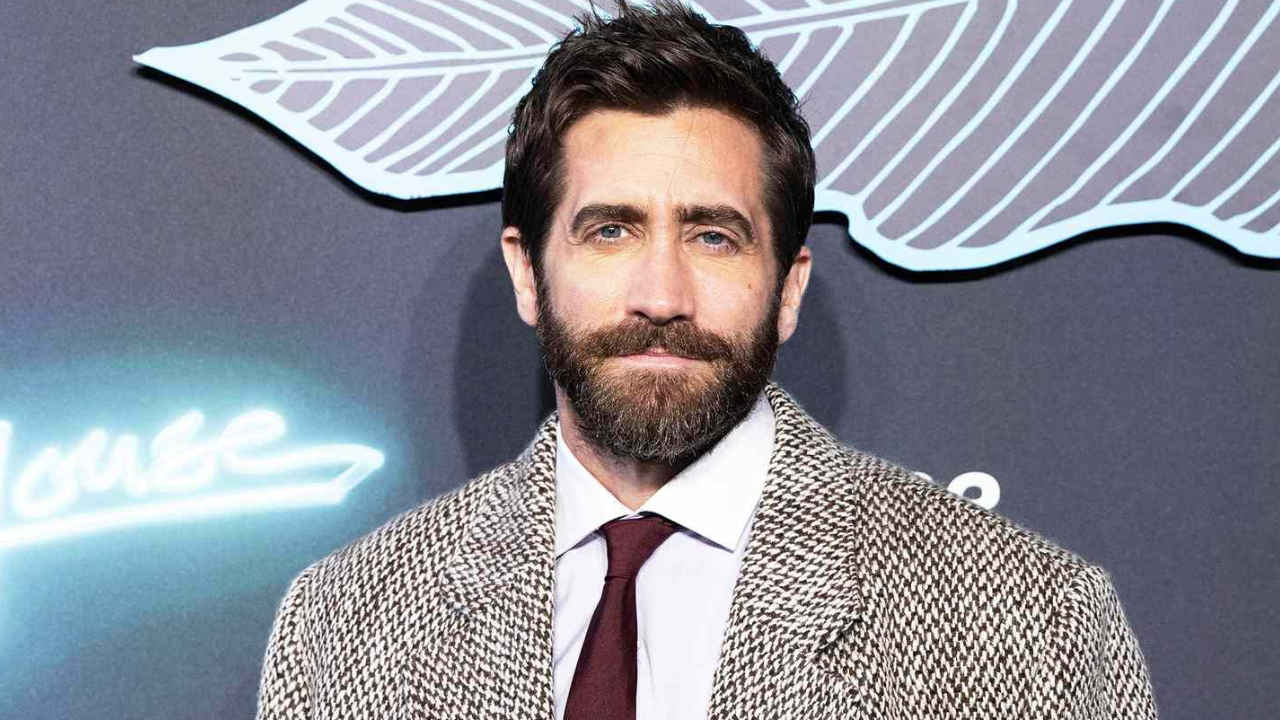 Jake Gyllenhaal Talks About Possibility of Playing Batman