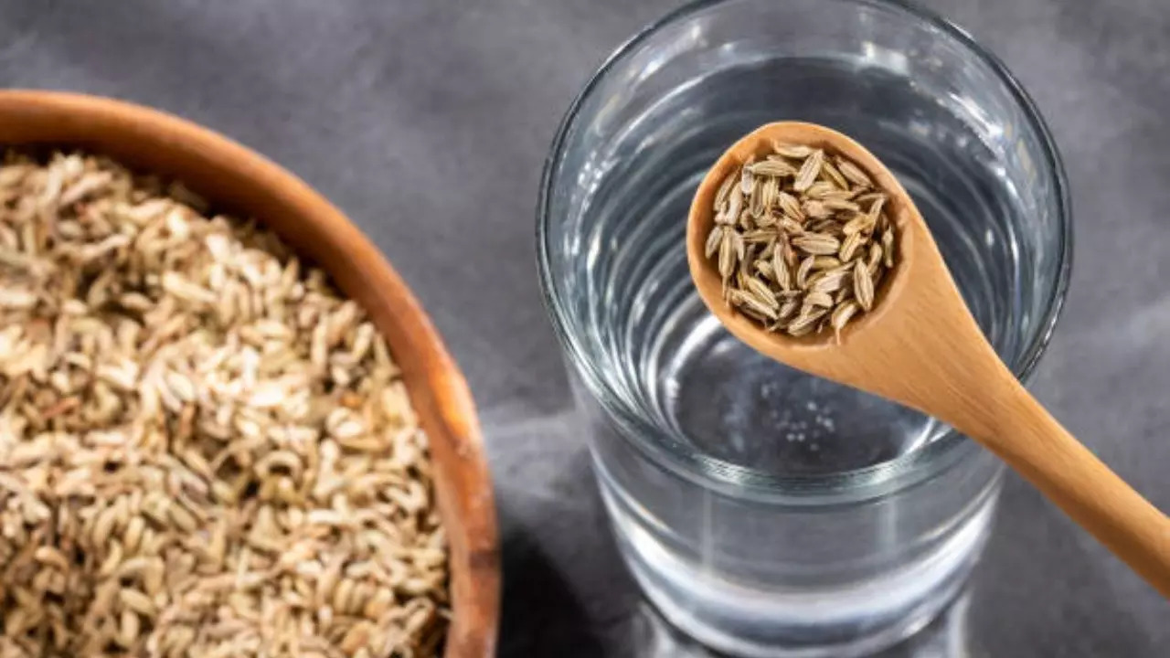 What Happens When You Consume Fennel Seeds Water Daily?