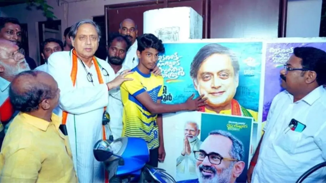 Shashi Tharoor with Kerala boy