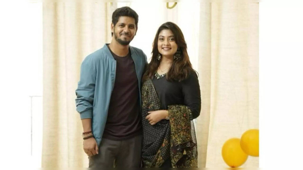  குக் வித் கோமாளி அம்மு அபிராமி பிறந்த நாள் கொண்டாட்ட ஃபோட்டோஸ்! 