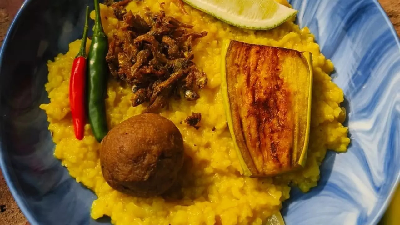 Khichuri at Handpicked by Amrita