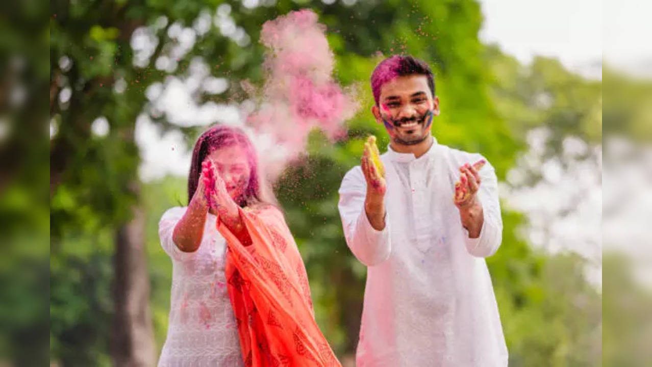 White clothes and Holi