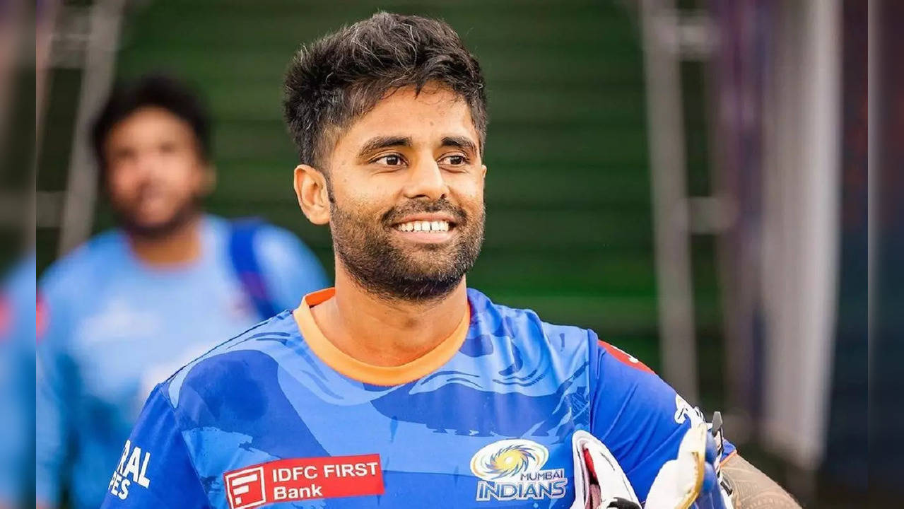 Suryakumar Yadav's picture with 'kuch khaas dost' goes viral