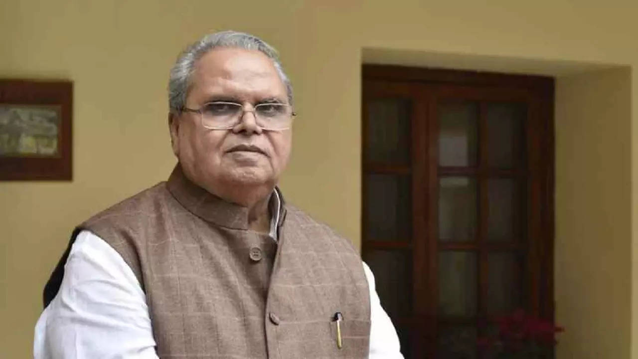 satyapal malik pridictions about arvind kejriwal