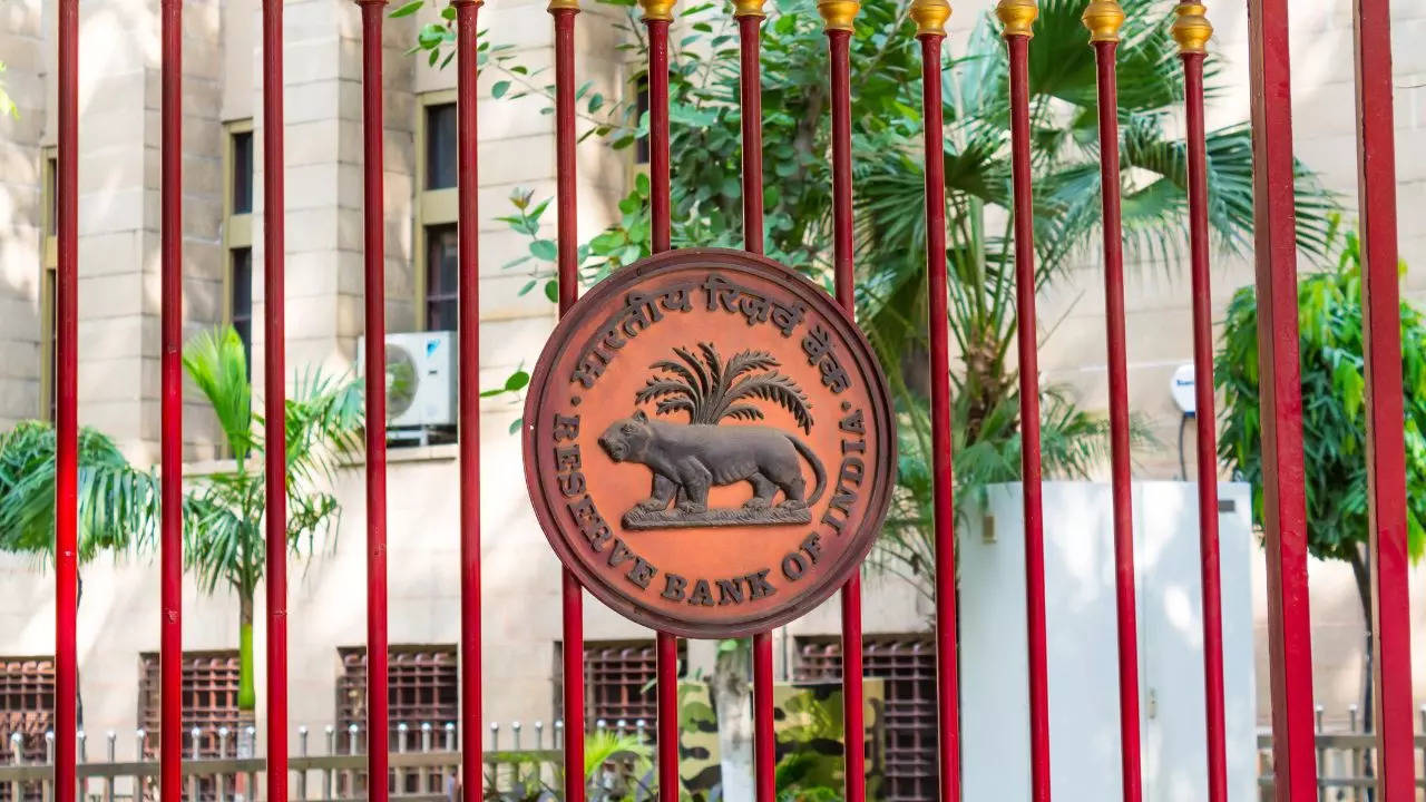 RBI Reviews Domestic Economic Situation, Outlook