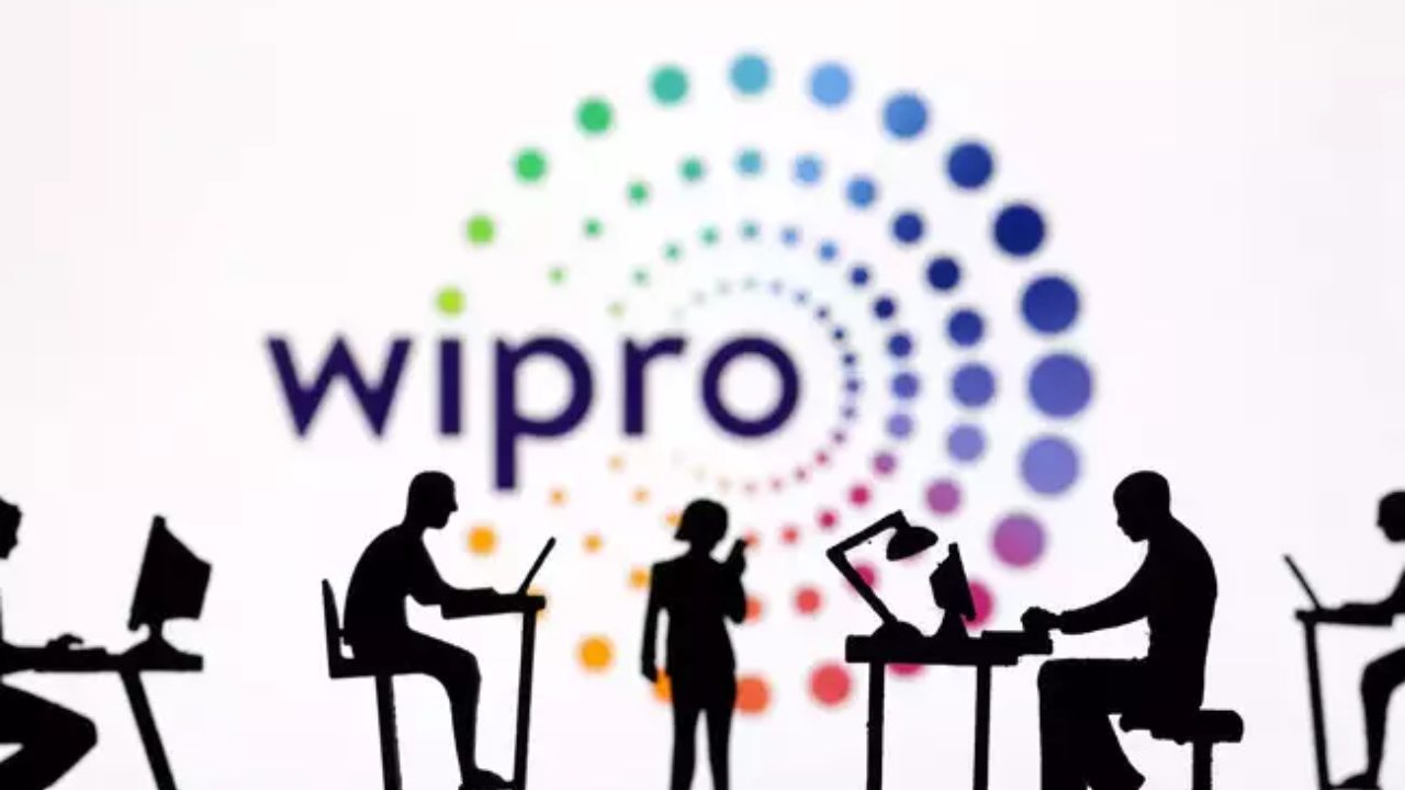 Wipro, Wipro Promotions, Senor executive, Vice president, Senior Vice President, Promotion, Salary Hike