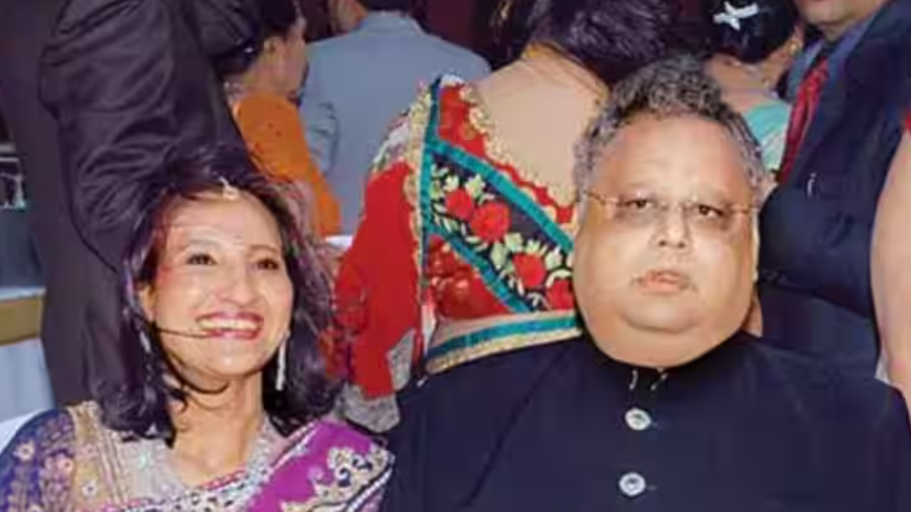 Ace Investor Rekha Jhunjhunwala Adds Luxury Apartment in South Mumbai to Portfolio