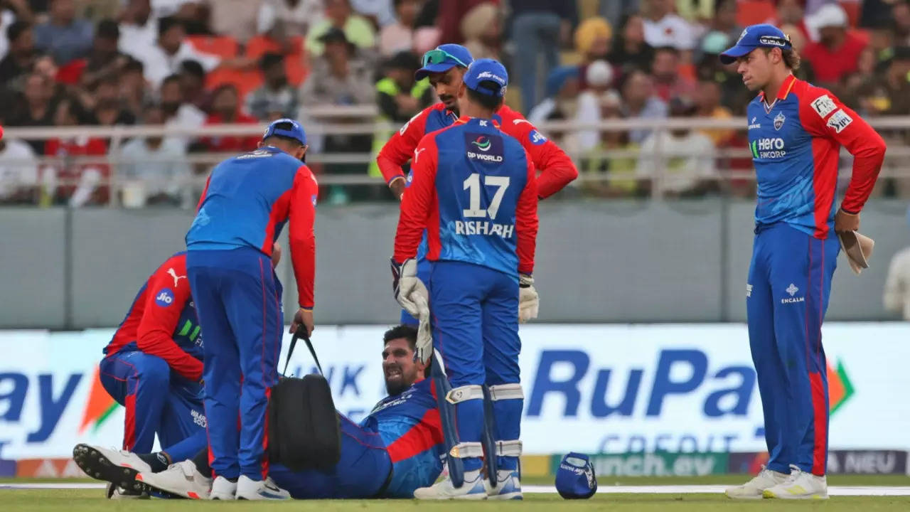 Big Blow For Delhi Capitals! Star Pacer Gets Injured, Walks Off Field Vs Punjab Kings In IPL 2024 Match