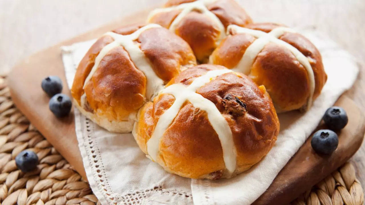 Hot Cross Buns