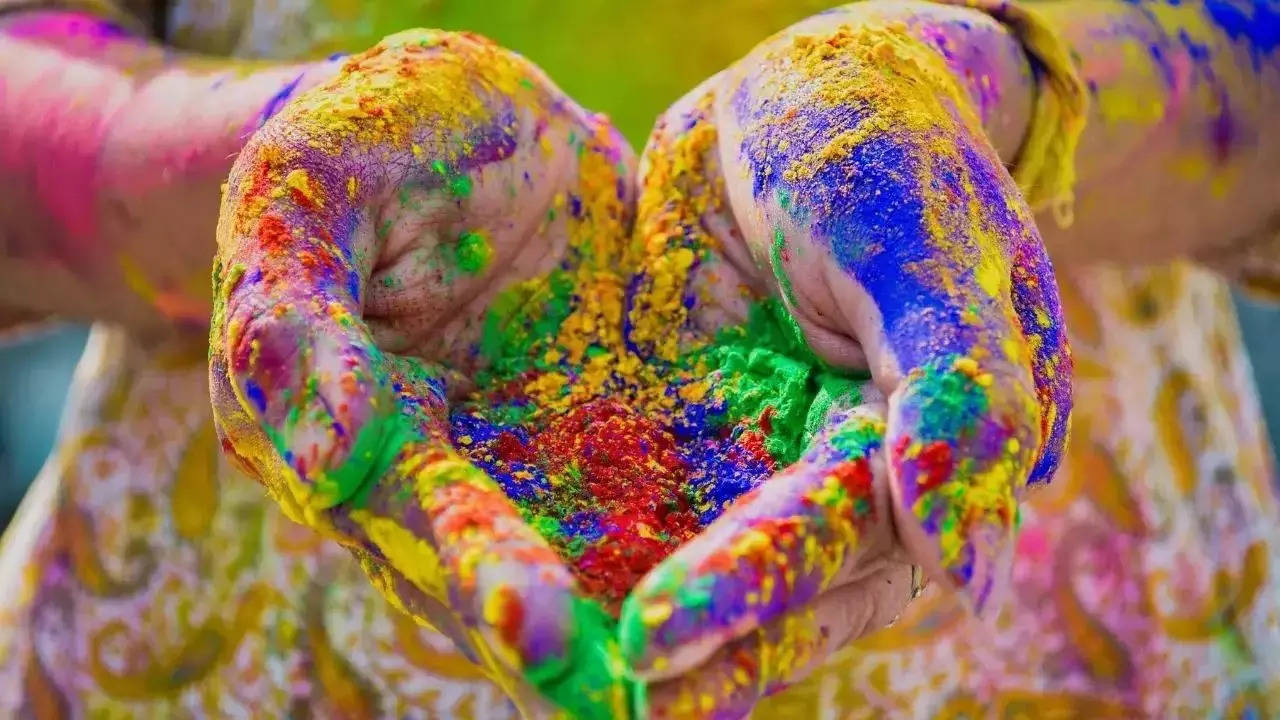 Holi Colours Side Effects