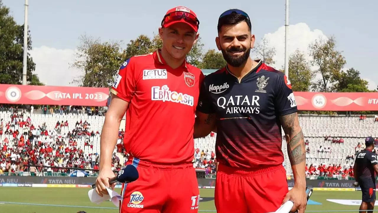 Sam Curran Virat Kohli