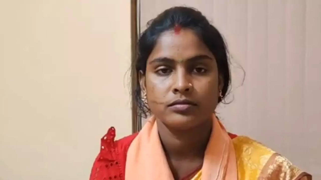 PM Modi called Rekha Patra, BJP candidate from Basirhat and one of the Sandeshkhali victims.