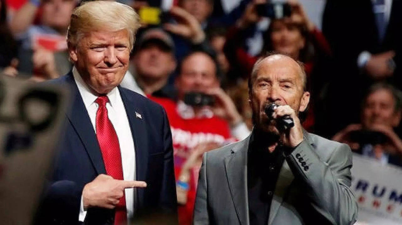 Trump and Lee Greenwood