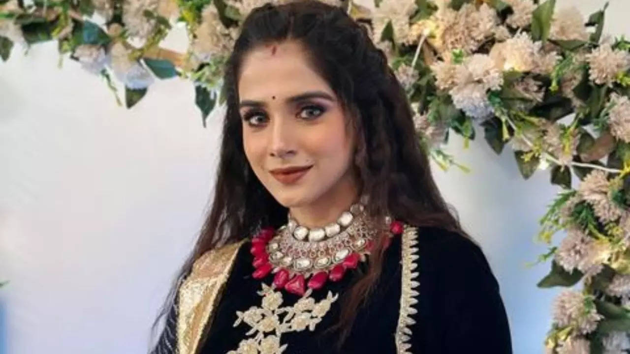 YRKKH Pratiksha Honmukhe's Friend Denies Claims Of Her Unprofessionalism, Admits She Was 'Influenced'