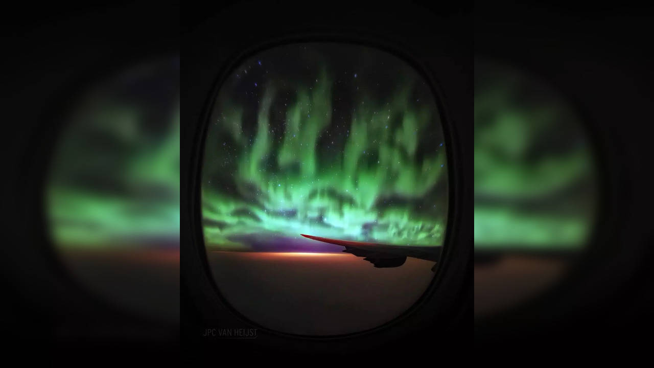 Dutch Pilot Captures Rare Aurora Borealis from Cockpit, Jaw-Dropping Photos Go ViralDutch Pilot Captures Rare Aurora Borealis from Cockpit, Jaw-Dropping Photos Go Viral