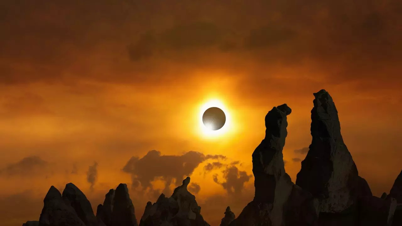 Solar Eclipse (2)