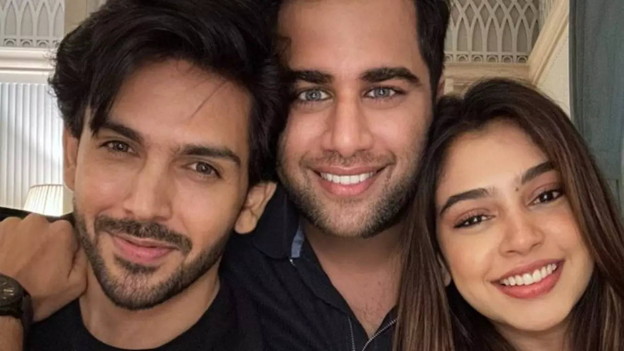 Shehzada Dhami Meets Up With Niti Taylor, Rajiv Adatia After YRKKH Termination; See Pic