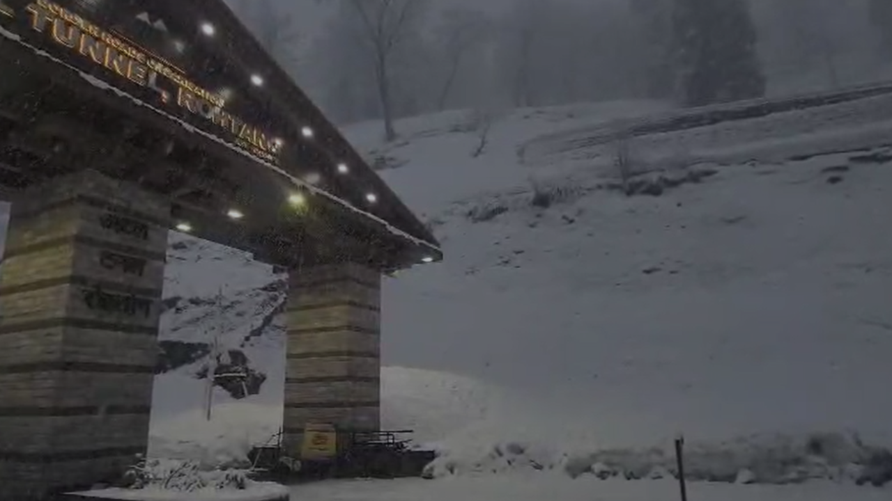 Snowfall in Himachal Pradesh