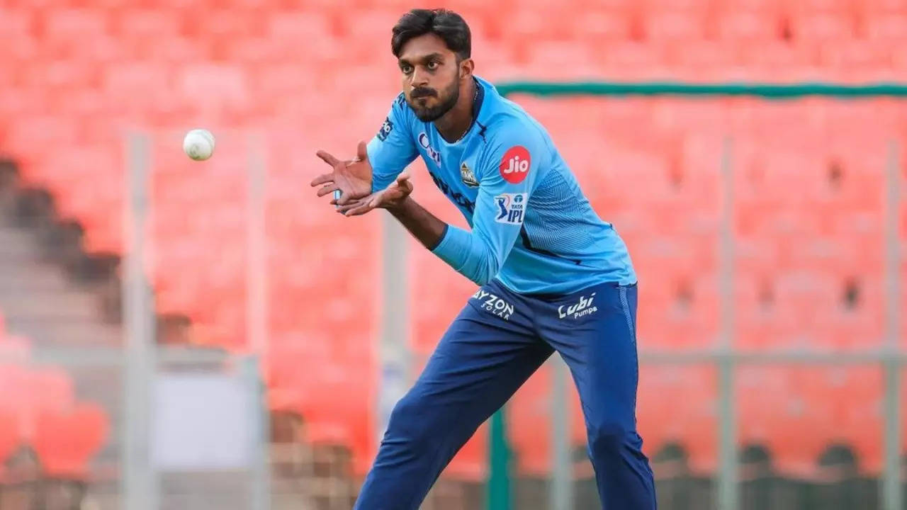 What Is GT's Plan To Tackle SRH Batters After Orange Army's Emphatic Victory Over MI? Vijay Shankar Speaks..