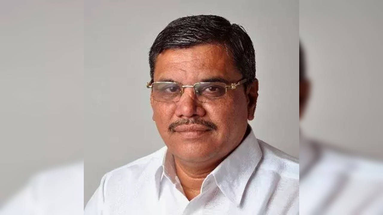 Patel Hasmukh