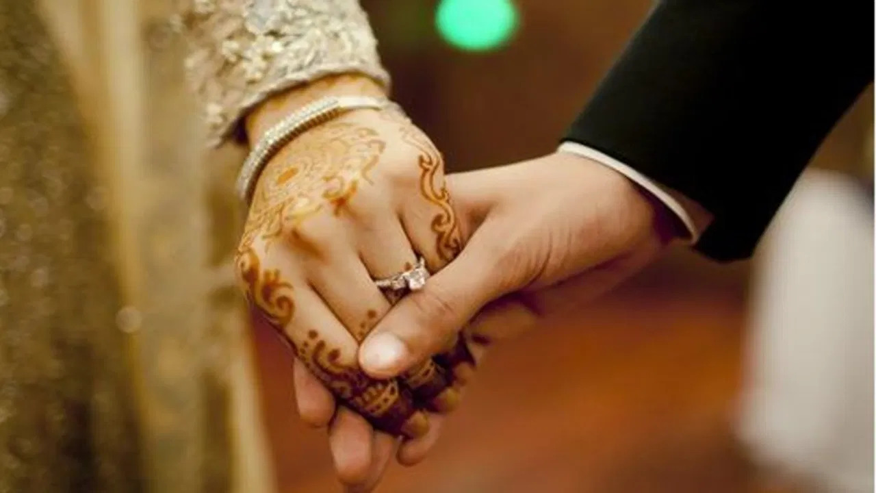 A Muslim cleric went viral for saying nikah in TV shows is valid in real life