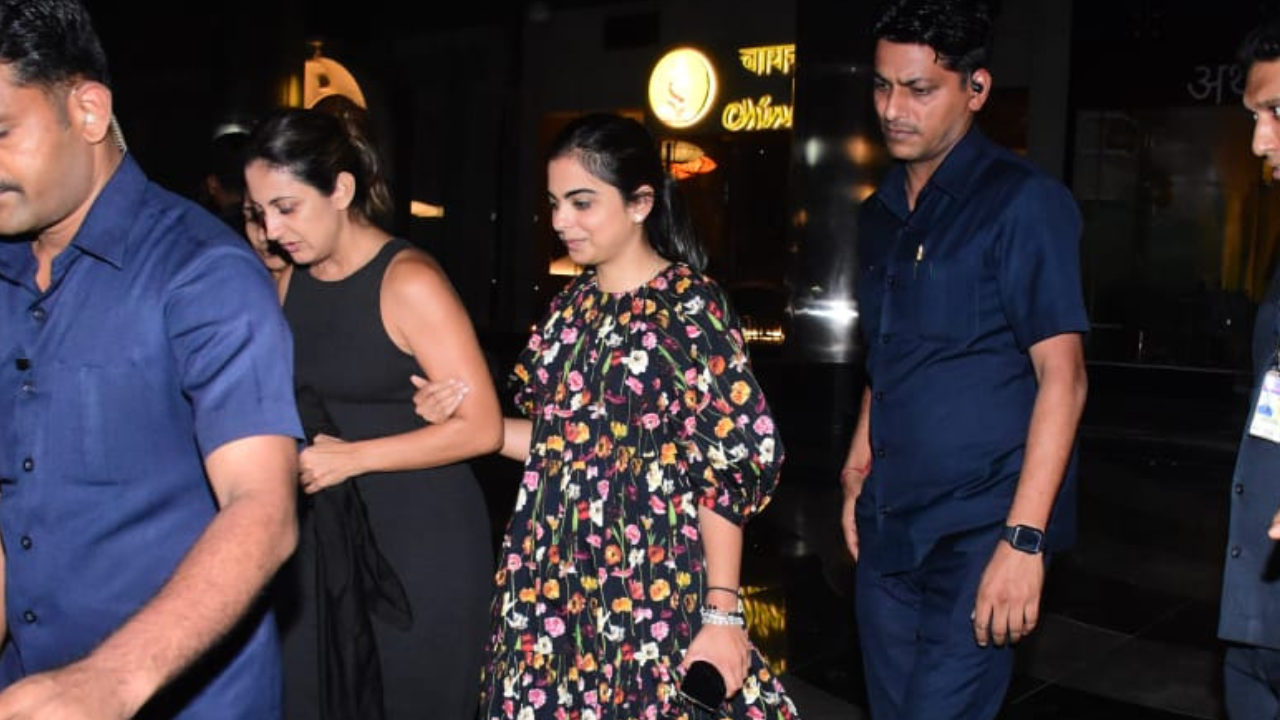 Isha Ambani's expensive floral look