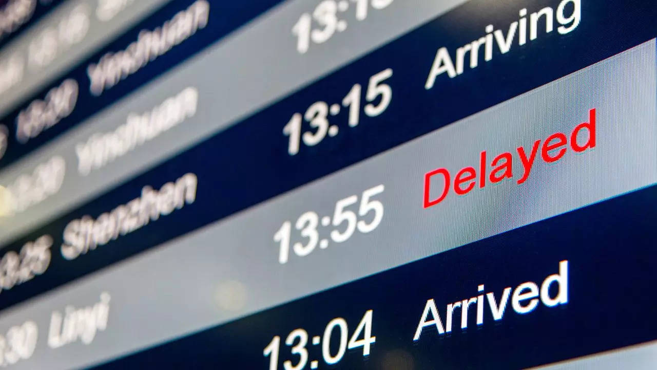 You May Soon Be Allowed To Deboard From Delayed Flights. Credit: Canva