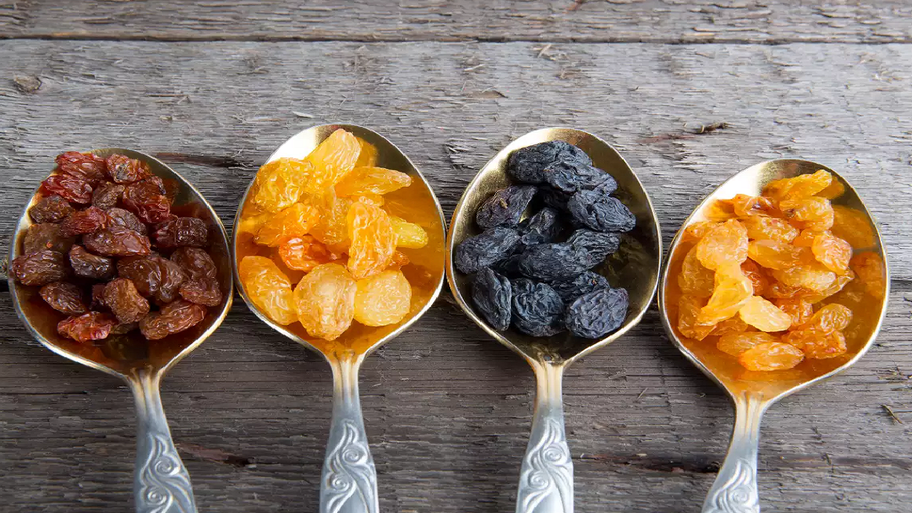 Raisins Benefits And Types मनुक्याचे प्रकार आणि फायदे आहेत खास, वाचा