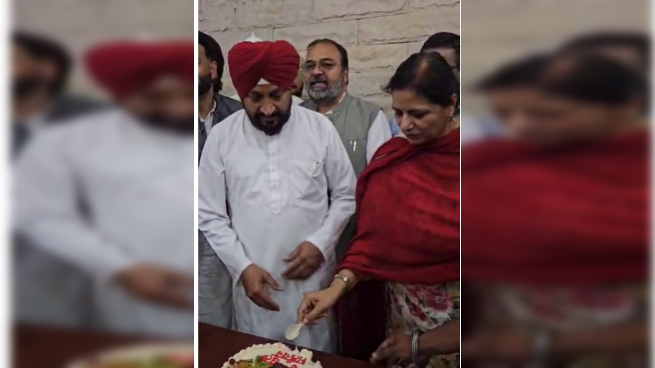 Charanjit Singh Channi cake