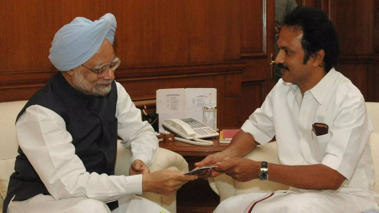  உங்கள் தலைமை பண்பு எனக்கு உந்துசக்தி.. ஓய்வு பெறும் மன்மோகன் சிங்கிற்கு முதலமைச்சர் ஸ்டாலின் வாழ்த்து 