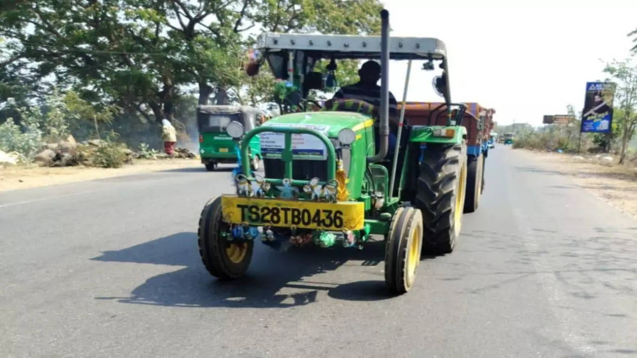 challan to tractor driver for not wearing seat belt in telangana