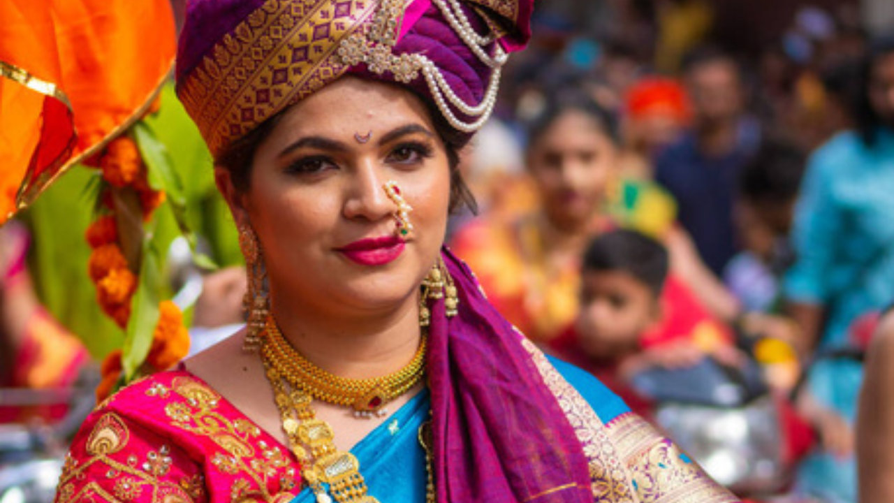 follow these 7 tips for gudi padwa makeup look