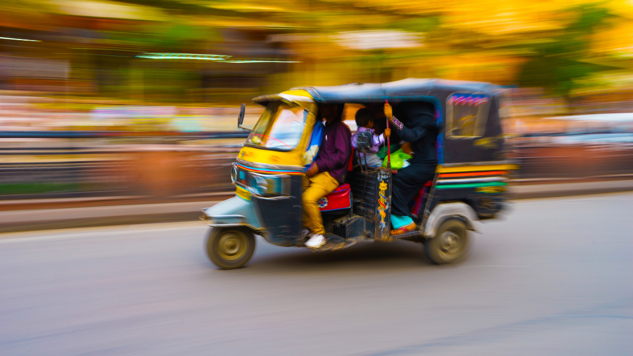 Migrant Worker Dies After Being Robbed, Thrown Out Of Auto By Driver In Hyderabad: Report