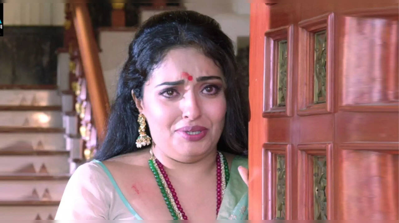  அரிய வகை நோயால் பாதிப்பு.. 43 வயதிலும் திருமணம் செய்து கொள்ளாமல் தனிமையில் நடிகை மும்தாஜ்! 