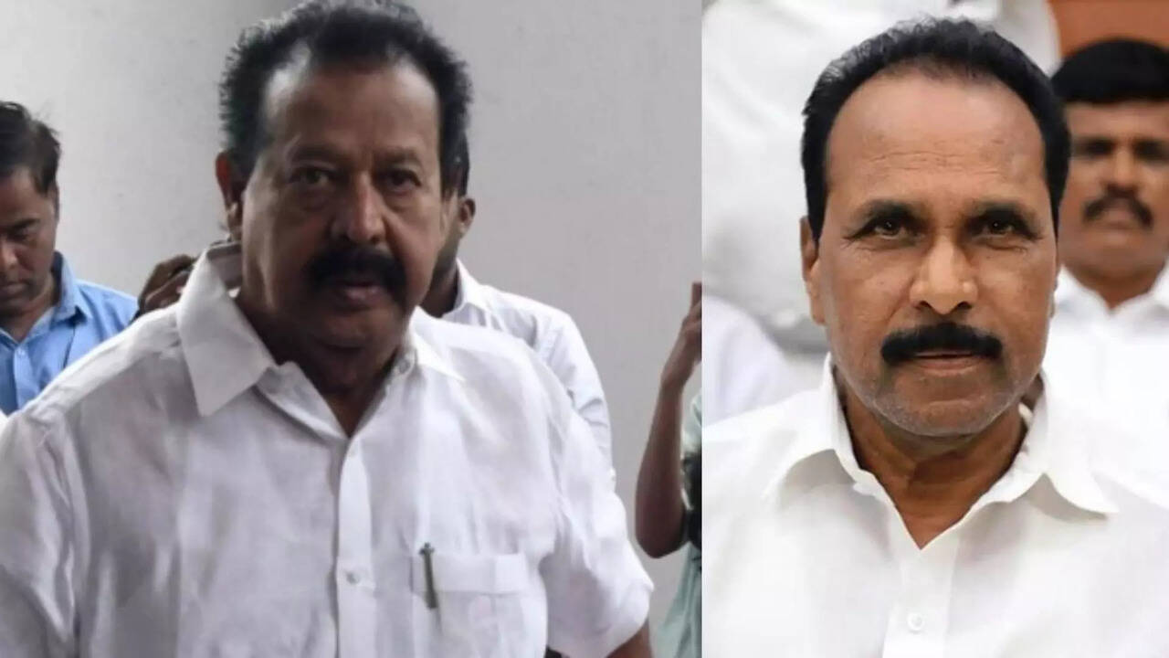  எம்.எல்.ஏ புகழேந்தி உடலை பார்த்து கலங்கிய அமைச்சர் பொன்முடி.. 