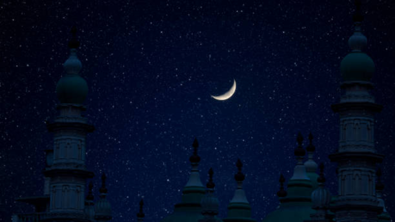 When Is Eid-ul-Fitr 2024?  Know Moon Sighting Date In India, US, UK And Saudi Arabia