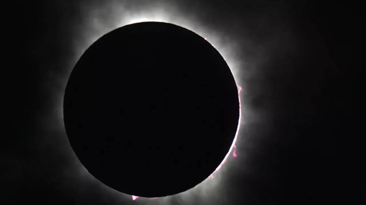 Solar Eclipse From Major US Cities Skies: From Niagara Falls To Maine | Video