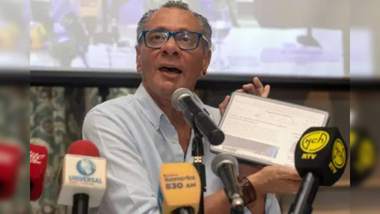 Jorge Glas Back In Prison