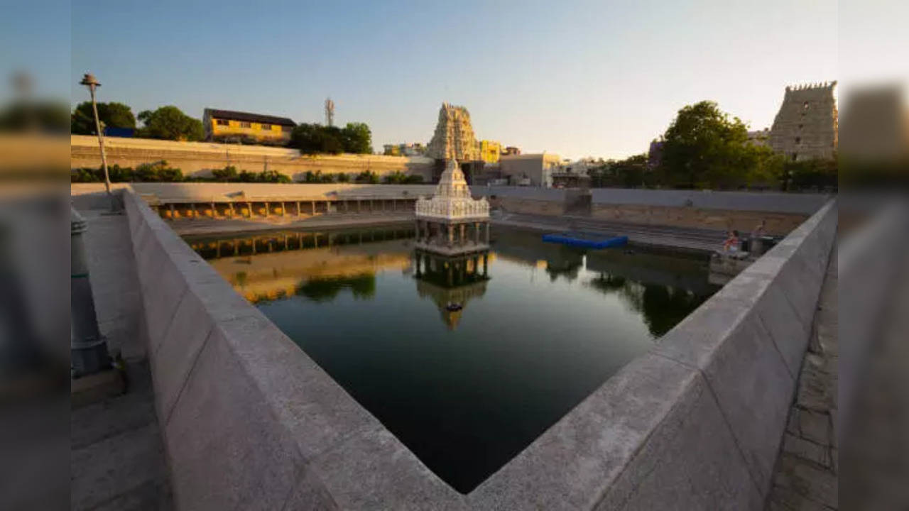 Healing waters of Siddhi Peeth temple Amethi