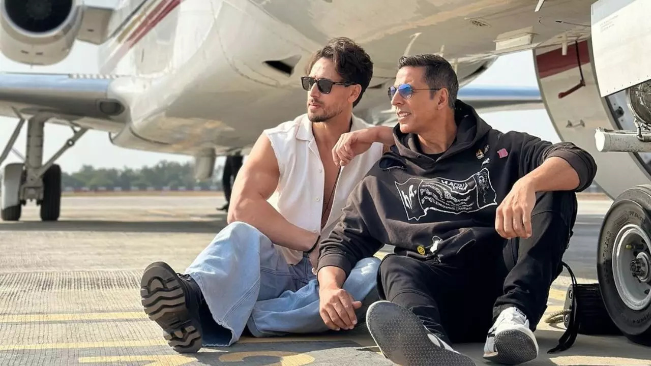 Akshay Kumar And Tiger Shroff Share Best Advice To Move On Post Breakup on TRS Show