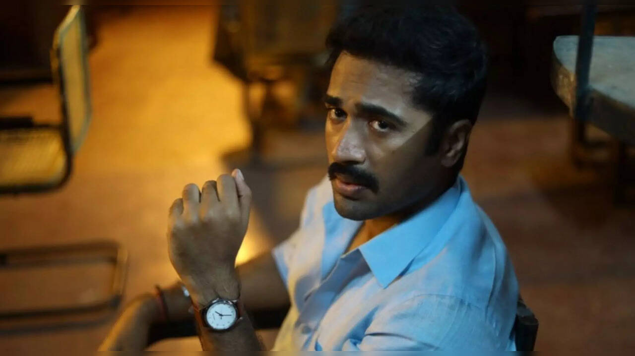  ராட்சசன், போர் தொழில் வரிசையில் அடுத்த க்ரைம் த்ரில்லர் திரைப்படம்  ஒரு நொடி! 