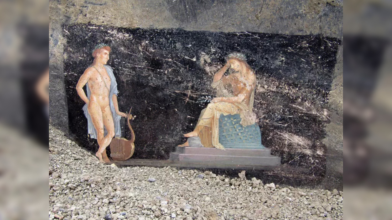 Helen Of Troy Painting Unearthed In Pompeii