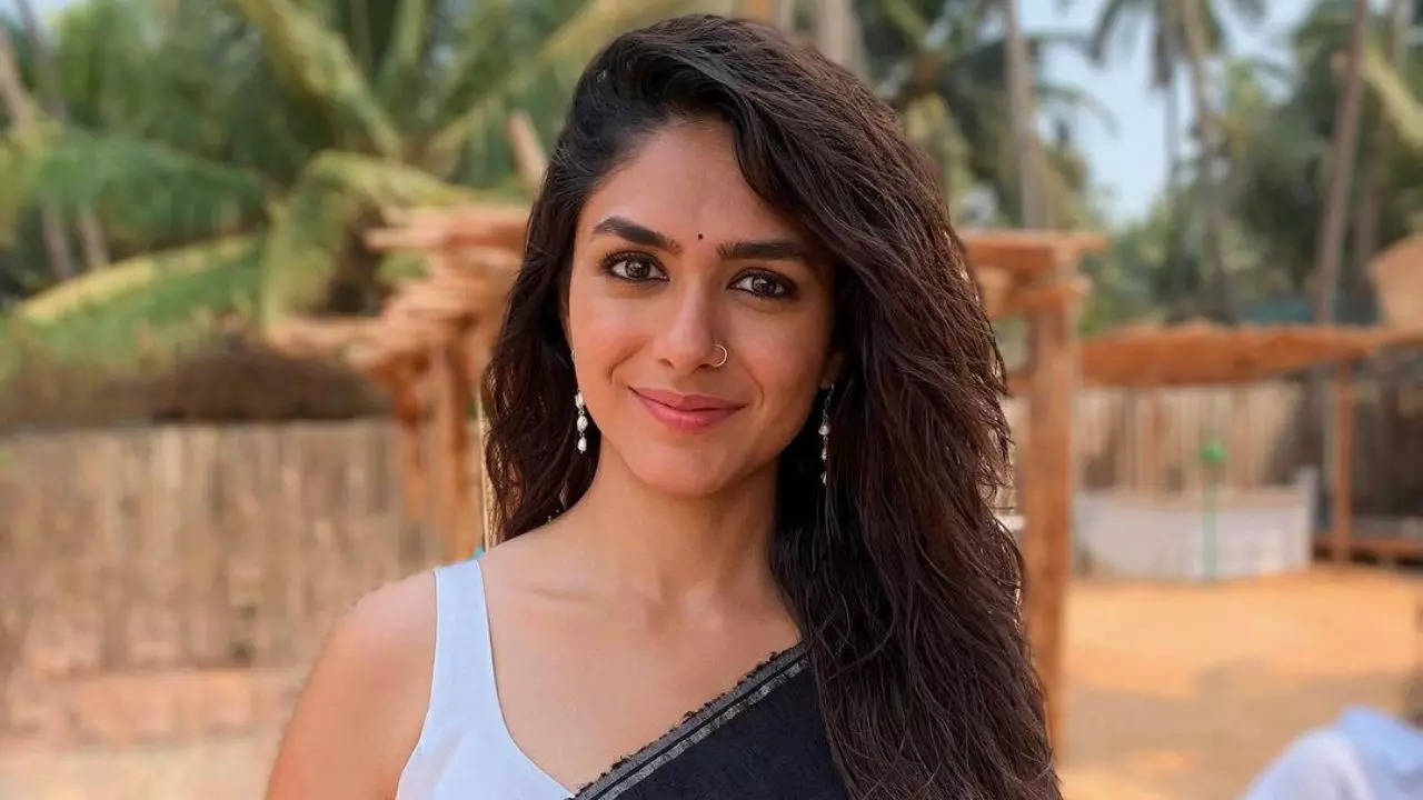 Mrunal Thakur’s Secret Beauty Routine For The Flawless Skin