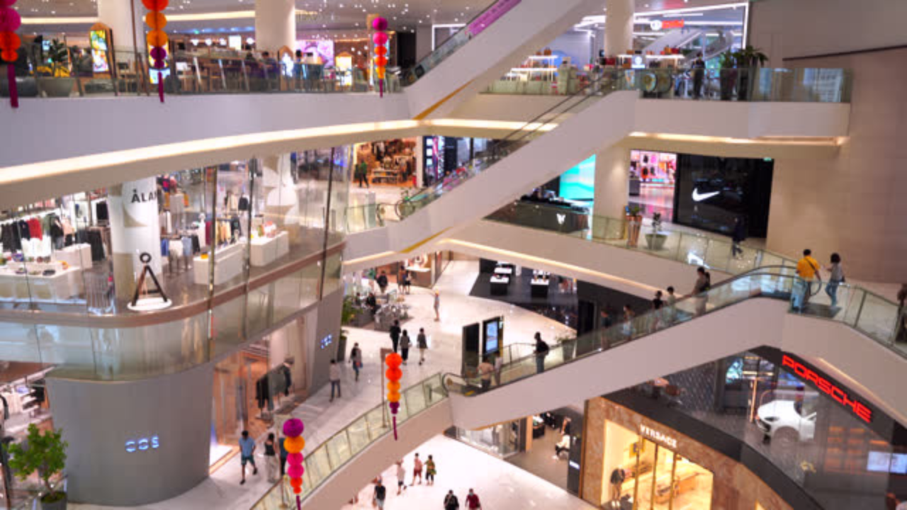 DLF Channels Rs 2,200 Crore into New Gurugram Mall