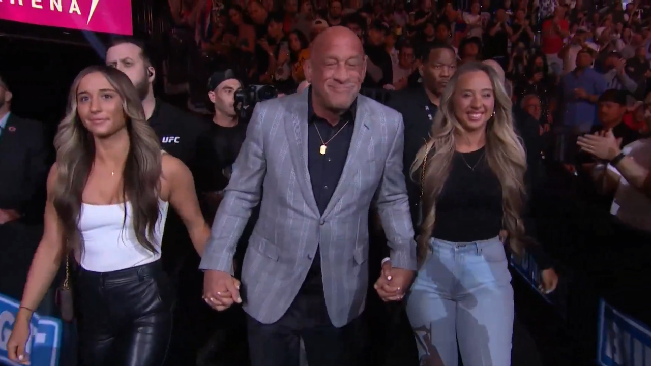 UFC Honoring HOF Mark Coleman