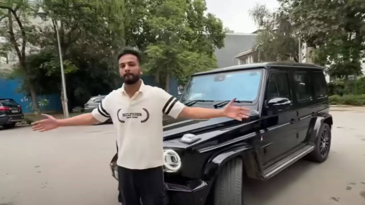 Elvish Yadav Purchases A Swanky Mercedes G-Wagon. Can You Guess Its Price?