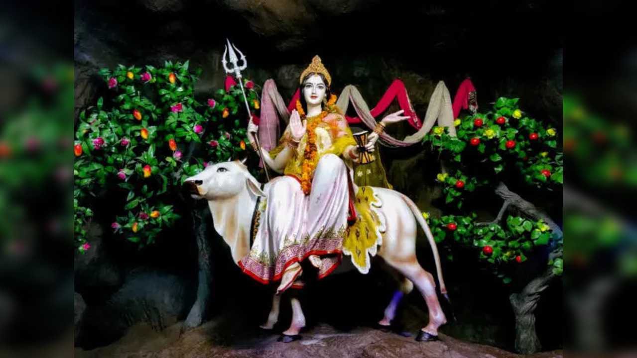 Maa Mahagauri worshipped on Ashtami