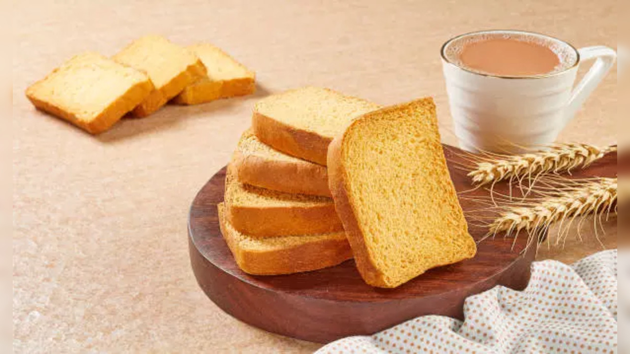 rusk with chai