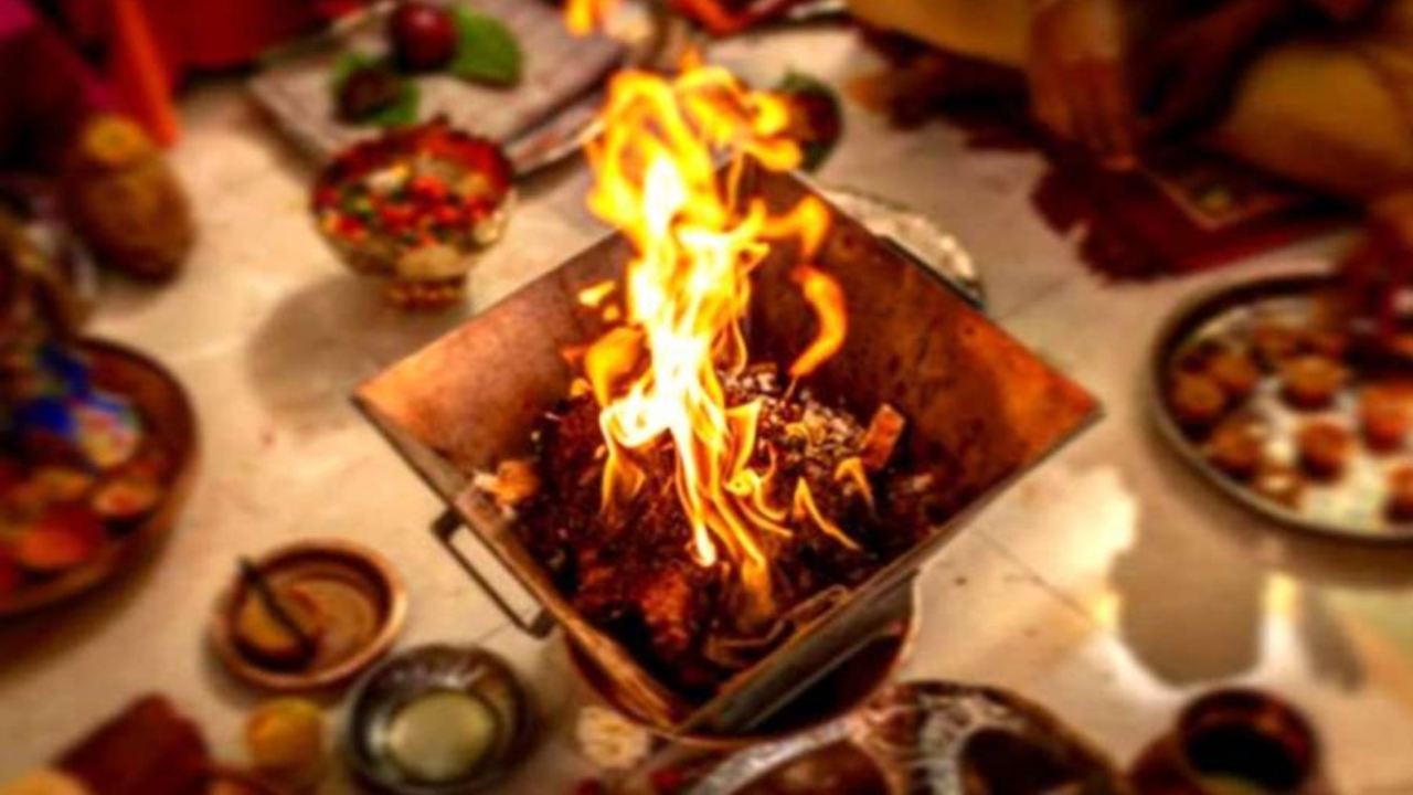 navratri havan mantra